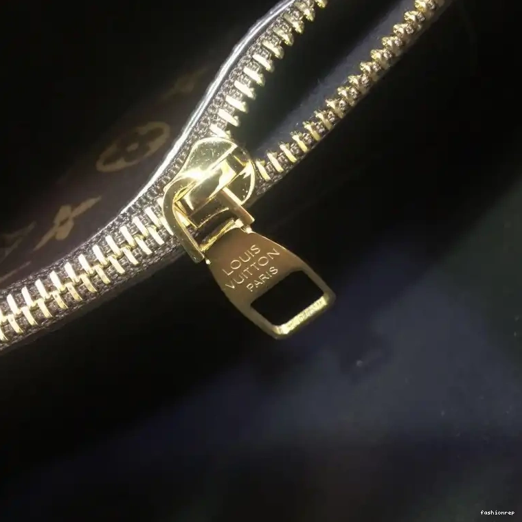 Fashionrepsfam ru 19B570400 Bags LV 0725